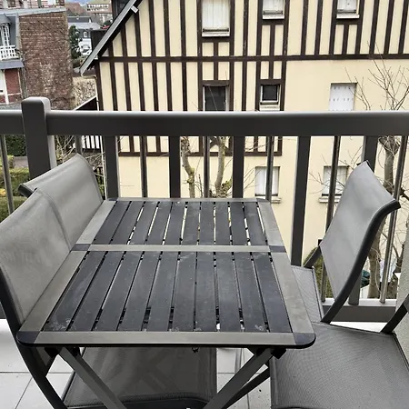 Agreable 2 Pieces Avec Balcon Et Parking A - Fr-1-712-90 Apartment Villers-sur-Mer