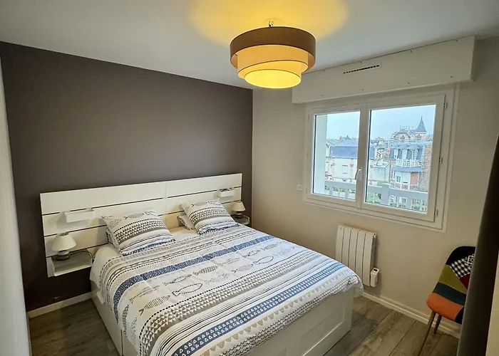 Apartment Agreable 2 Pieces Avec Balcon Et Parking A - Fr-1-712-90 *