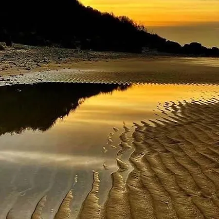 Agreable 2 Pieces Avec Balcon Et Parking A - Fr-1-712-90 *