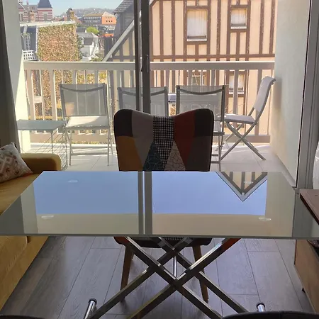 Appartement Agreable 2 Pieces Avec Balcon Et Parking A - Fr-1-712-90 Villers-sur-Mer